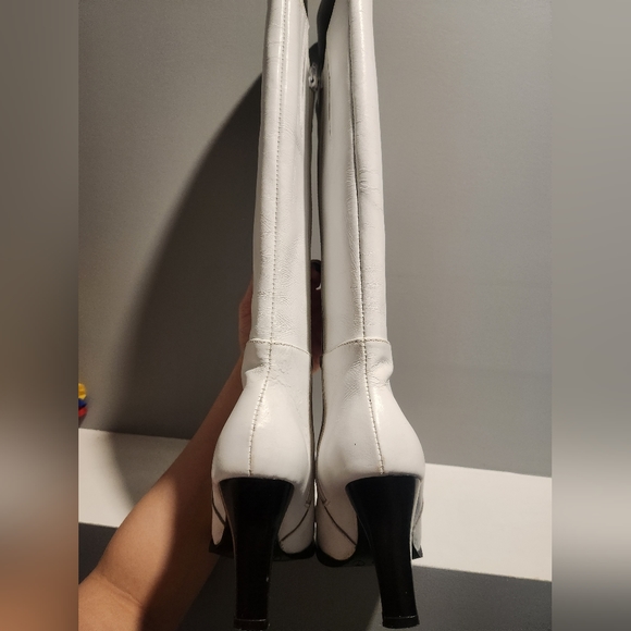 White Leather Heeled Boots - Picture 7 of 8